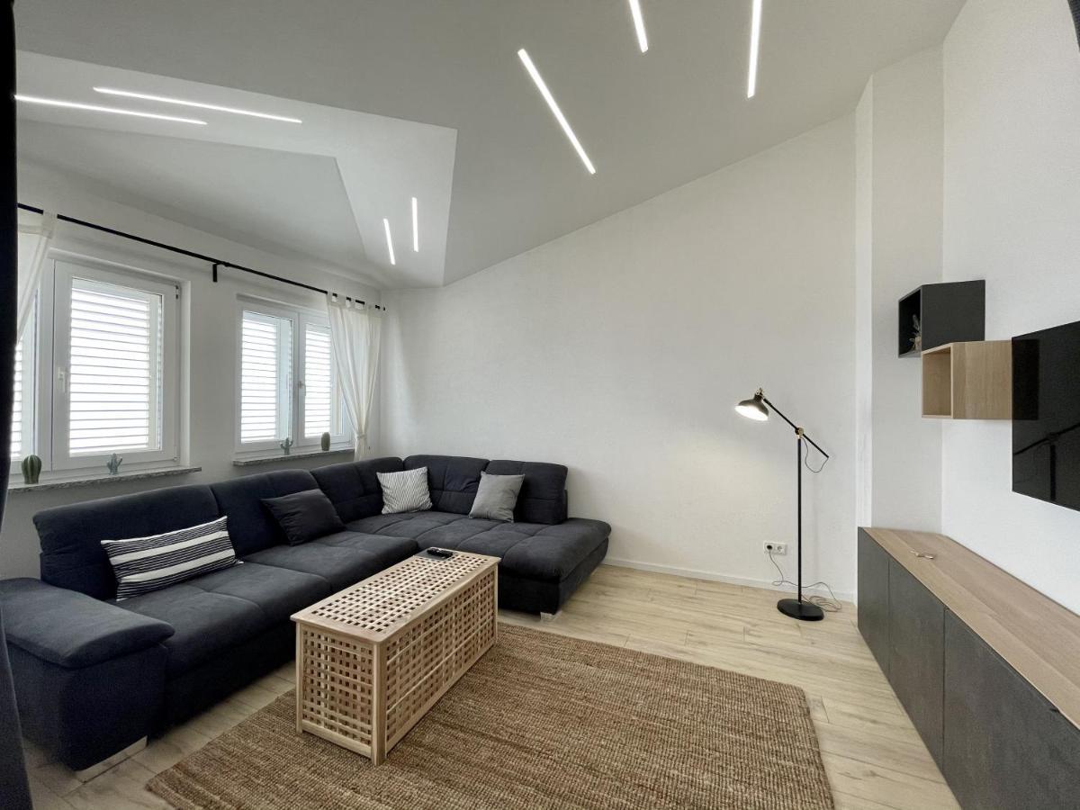 Lambda Holiday Apartments جيسينتسي المظهر الخارجي الصورة