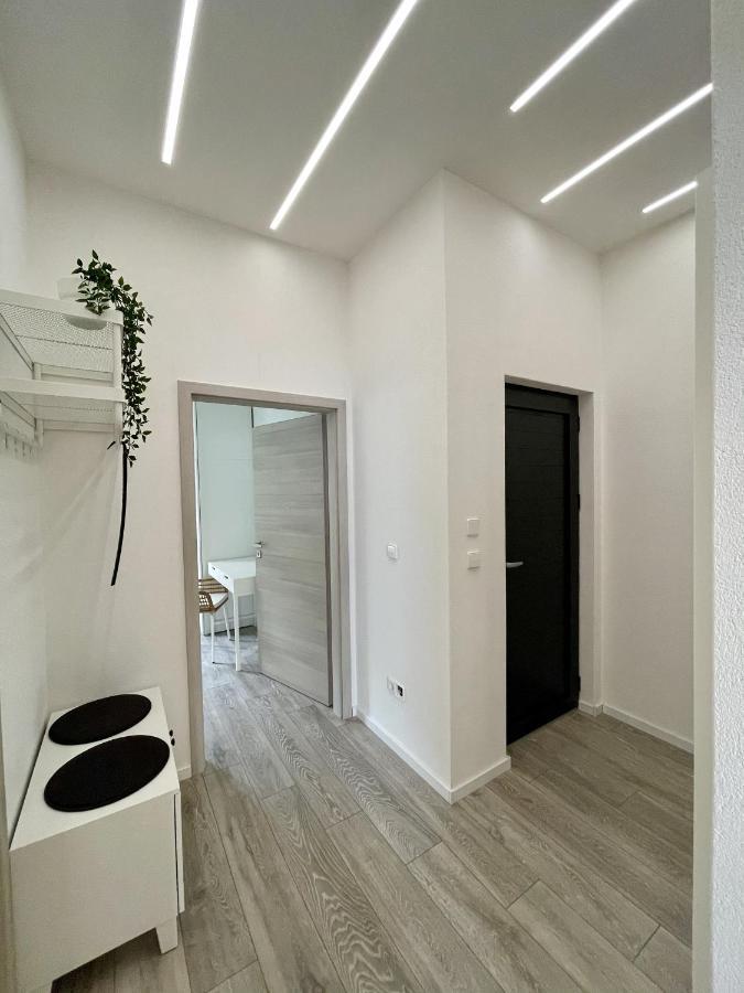 Lambda Holiday Apartments جيسينتسي المظهر الخارجي الصورة