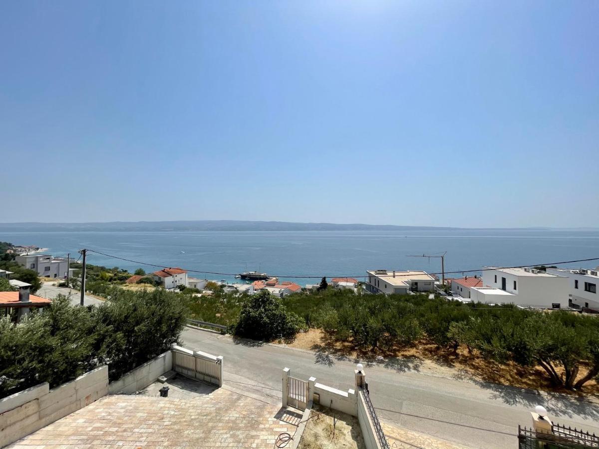 Lambda Holiday Apartments جيسينتسي المظهر الخارجي الصورة