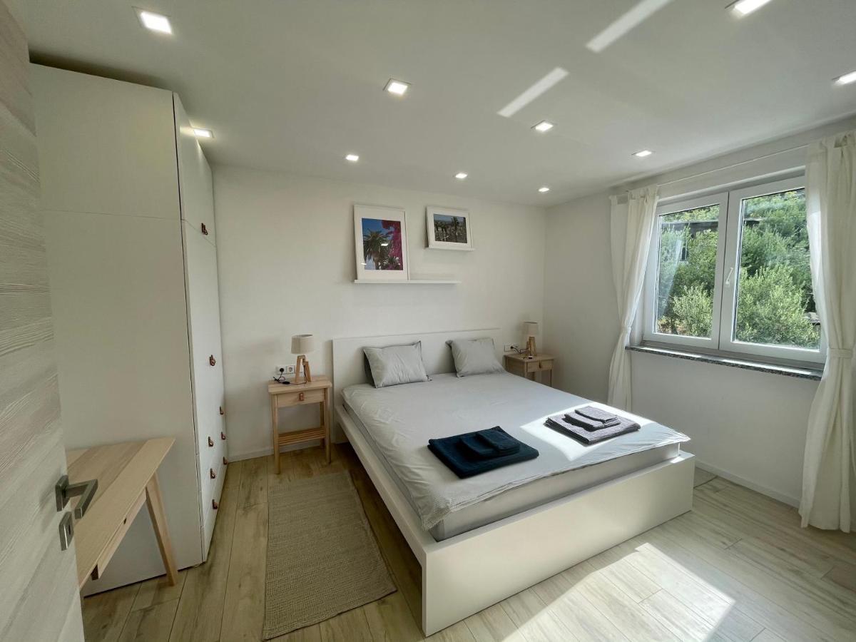 Lambda Holiday Apartments جيسينتسي المظهر الخارجي الصورة